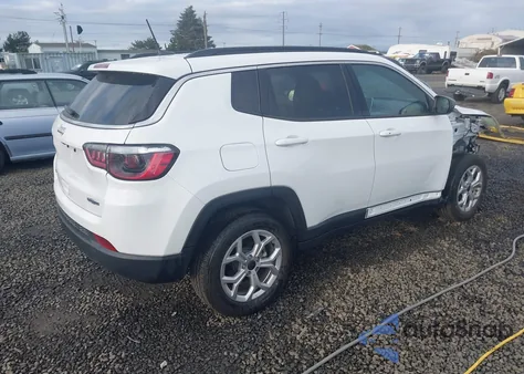 2025 Jeep Compass Latitude 4X4 z USA, uszkodzony, nr VIN 3C4NJDBN9ST617390